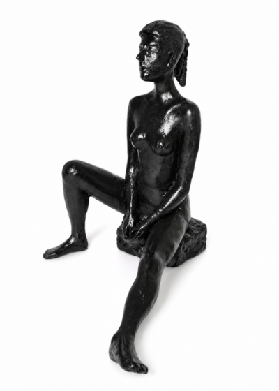Woman with outstretched leg (black)